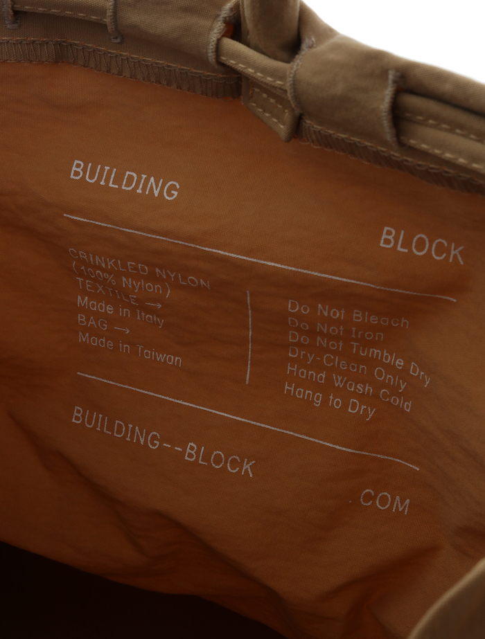 【Building Block】Scrunch Bag in Sage Crinkle 詳細画像 カーキ 8