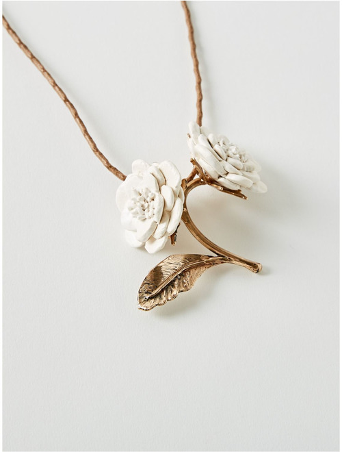 【RENARD BIJOUX】ネックレス CAMELLIA