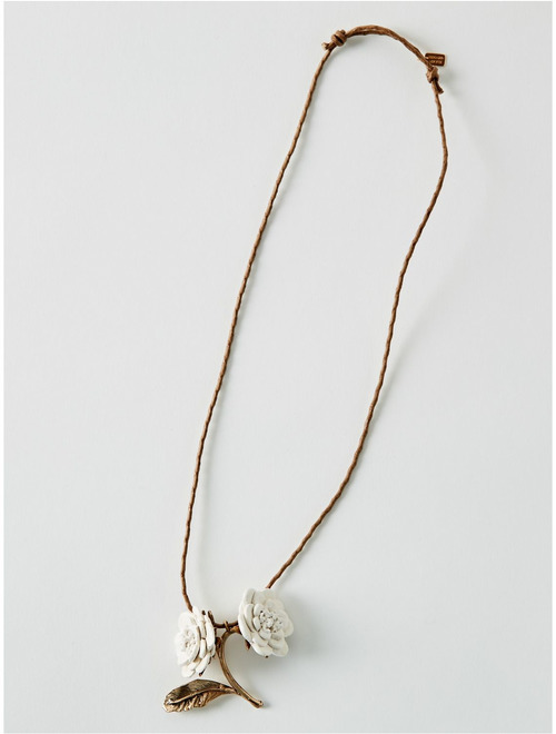 【RENARD BIJOUX】ネックレス CAMELLIA