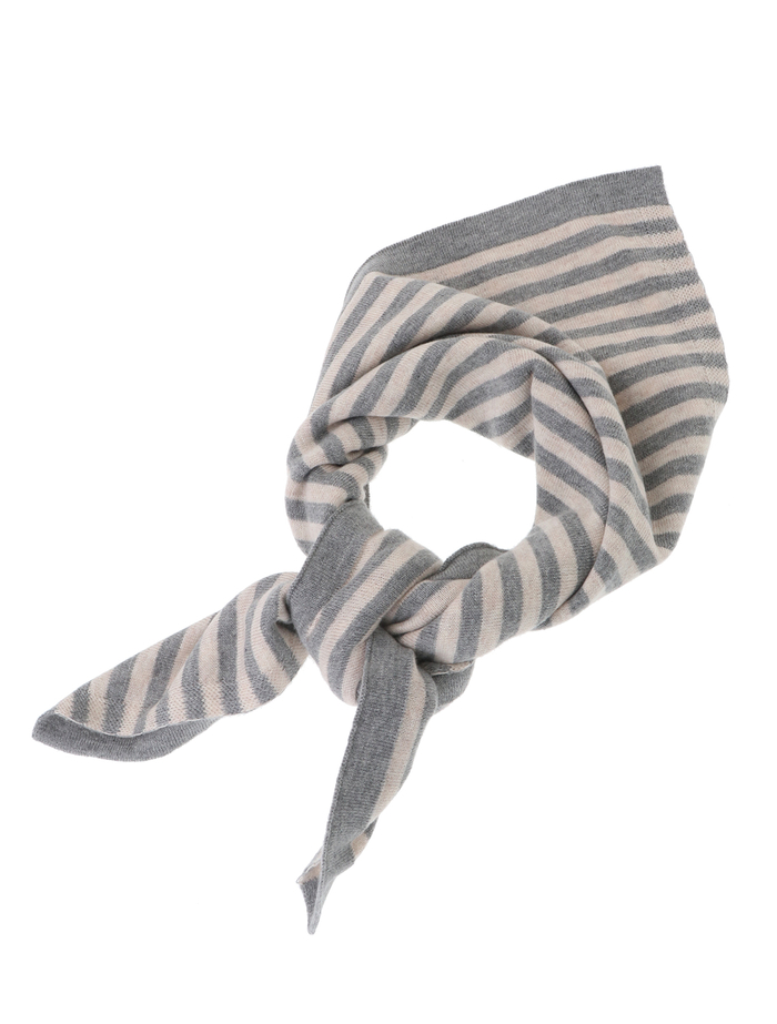 【ma'ry'ya】スクエアニットスカーフ YIA122 KERCHIEF 詳細画像 ライトグレー 2