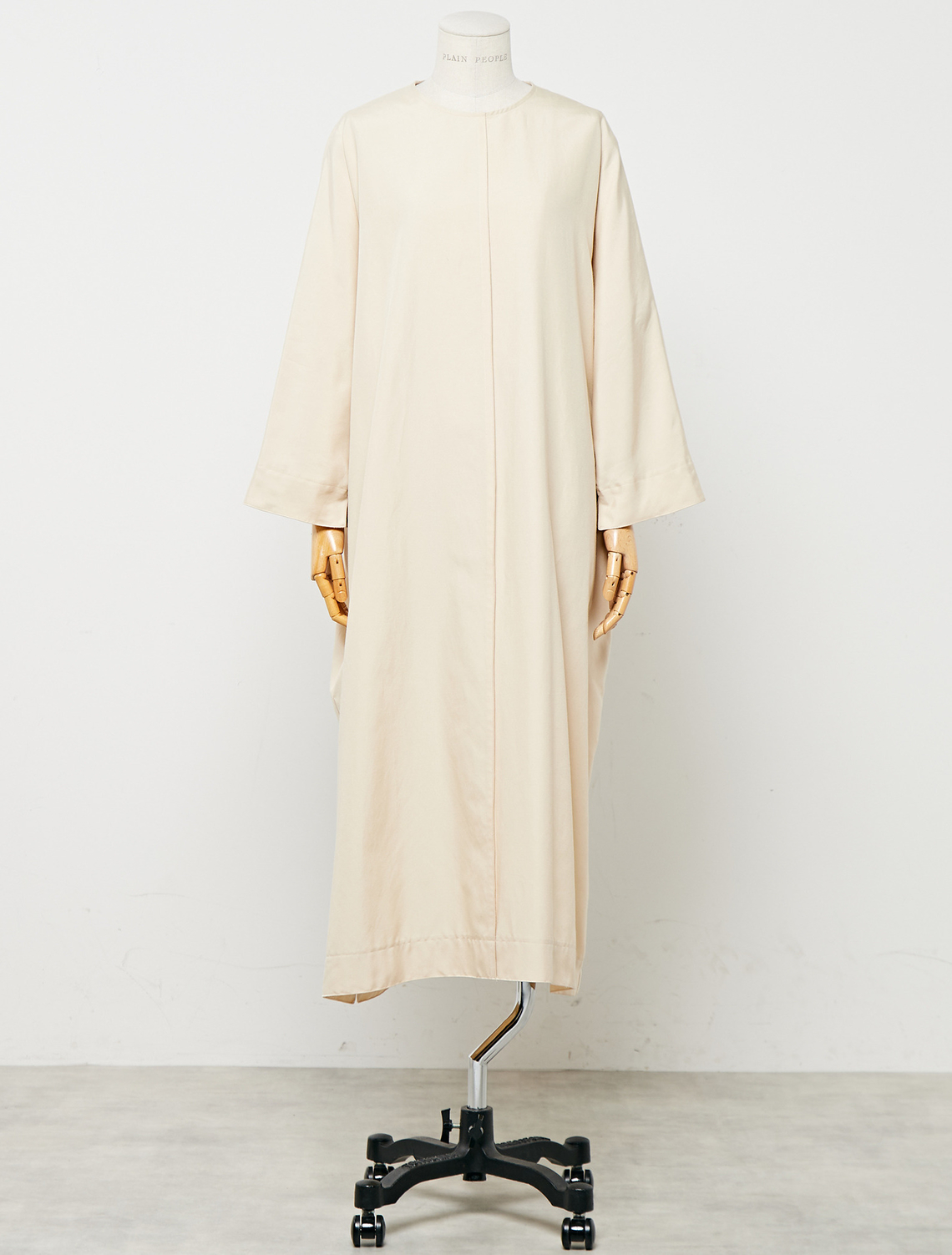 15th ANNIVERSARY】コットンヘンプクルーネックワンピース】｜PLAIN 