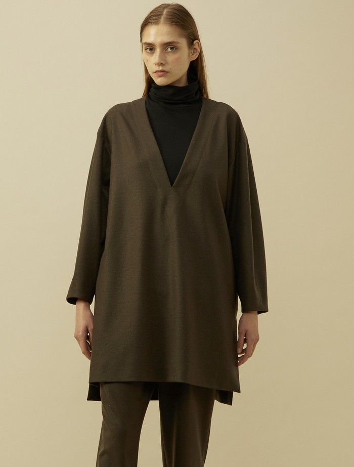 バランサーキュラーミルドVネックチュニックドレス 詳細画像 カーキ 1