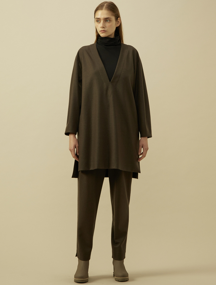 バランサーキュラーミルドVネックチュニックドレス 詳細画像 カーキ 2