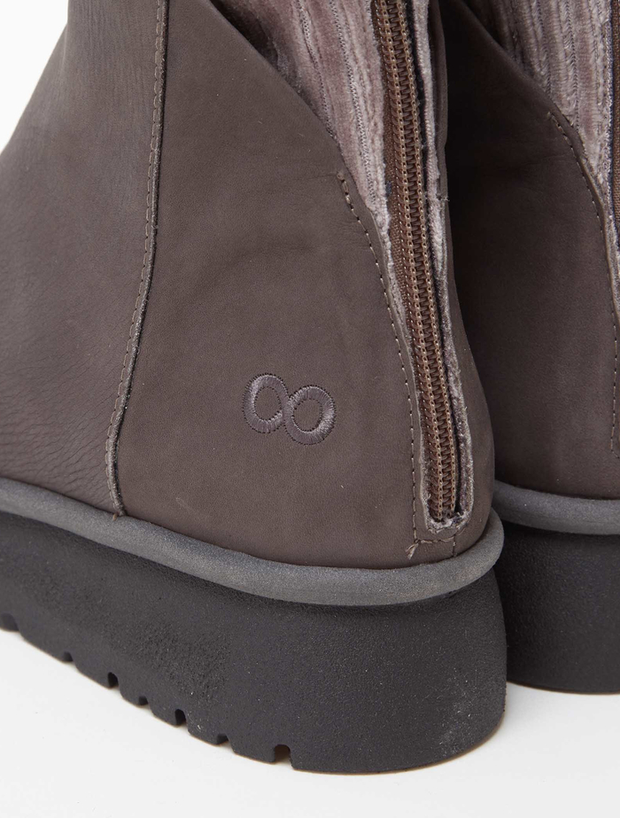 【15th ANNIVERSARY】【PATRIZIA BONFANTI for Plain People】レザーショートブーツ YAYA with infinity 詳細画像 カーキ 6