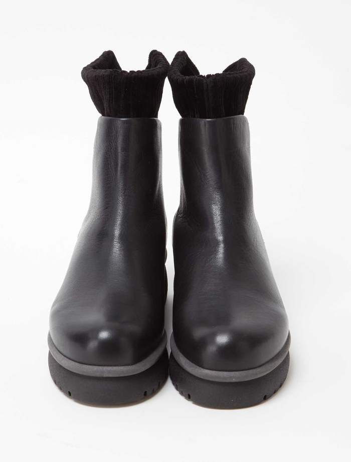 【15th ANNIVERSARY】【PATRIZIA BONFANTI for Plain People】レザーショートブーツ YAYA with infinity 詳細画像 ブラック 3
