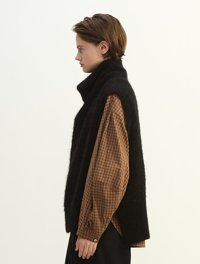 MONAアルパカニュアンスネックニットベスト 詳細画像 ブラック 3