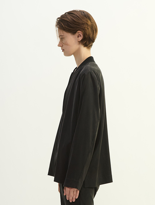 キュプラストレッチストレートブルゾン