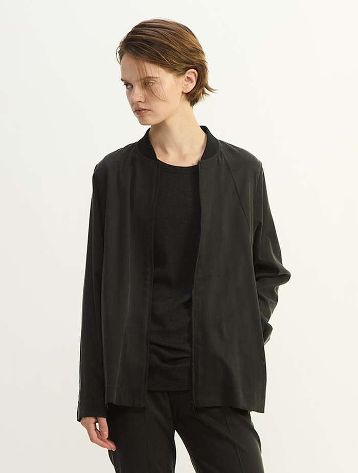 キュプラストレッチストレートブルゾン 詳細画像 ブラック 1