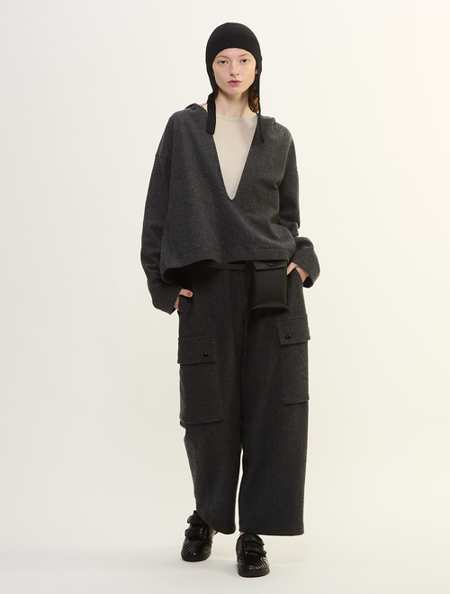 マットフィニッシュウールジャージカーゴパンツ