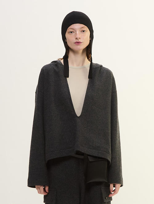 マットフィニッシュウールジャージフーディ