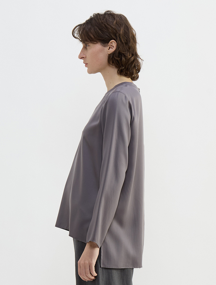 キュプラサテンクルーネックブラウス 詳細画像 グレー 3