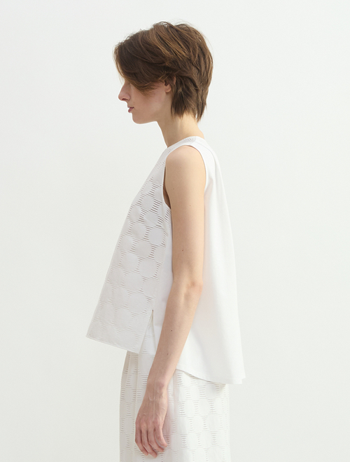 ドットジャガードブラウス