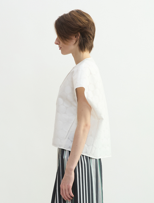 ドットジャガードショートジャケット